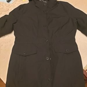 Womens Northface ¾ winter coat size XL.